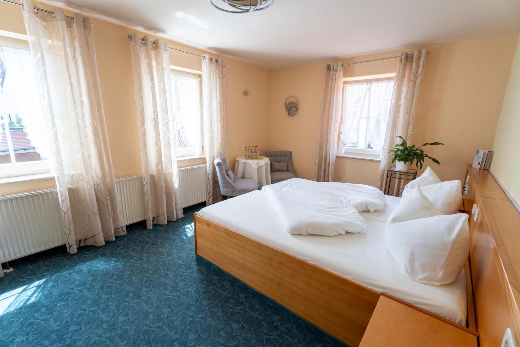Hotel - Restaurant Traube *
